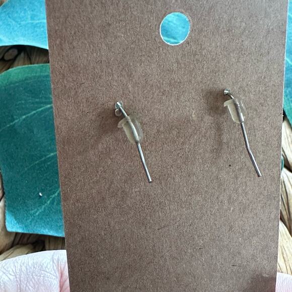 BOGO FREE PINK DISK EARRINGS - Picture 3 of 3